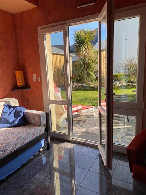 Dans Une Maison Familiale Avec Jardin A 800M De La Plage Bréville-sur-Mer エクステリア 写真
