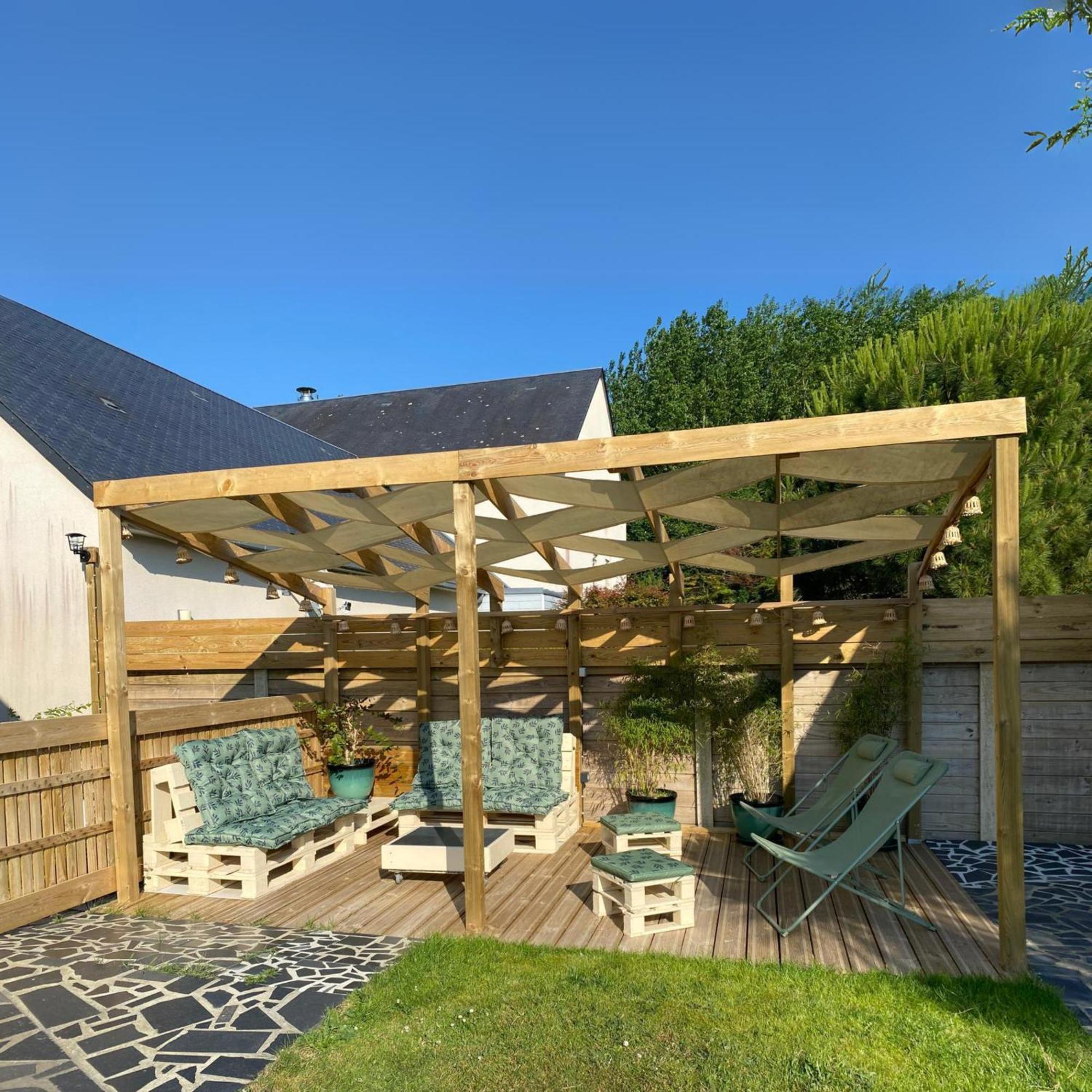 Dans Une Maison Familiale Avec Jardin A 800M De La Plage Bréville-sur-Mer エクステリア 写真